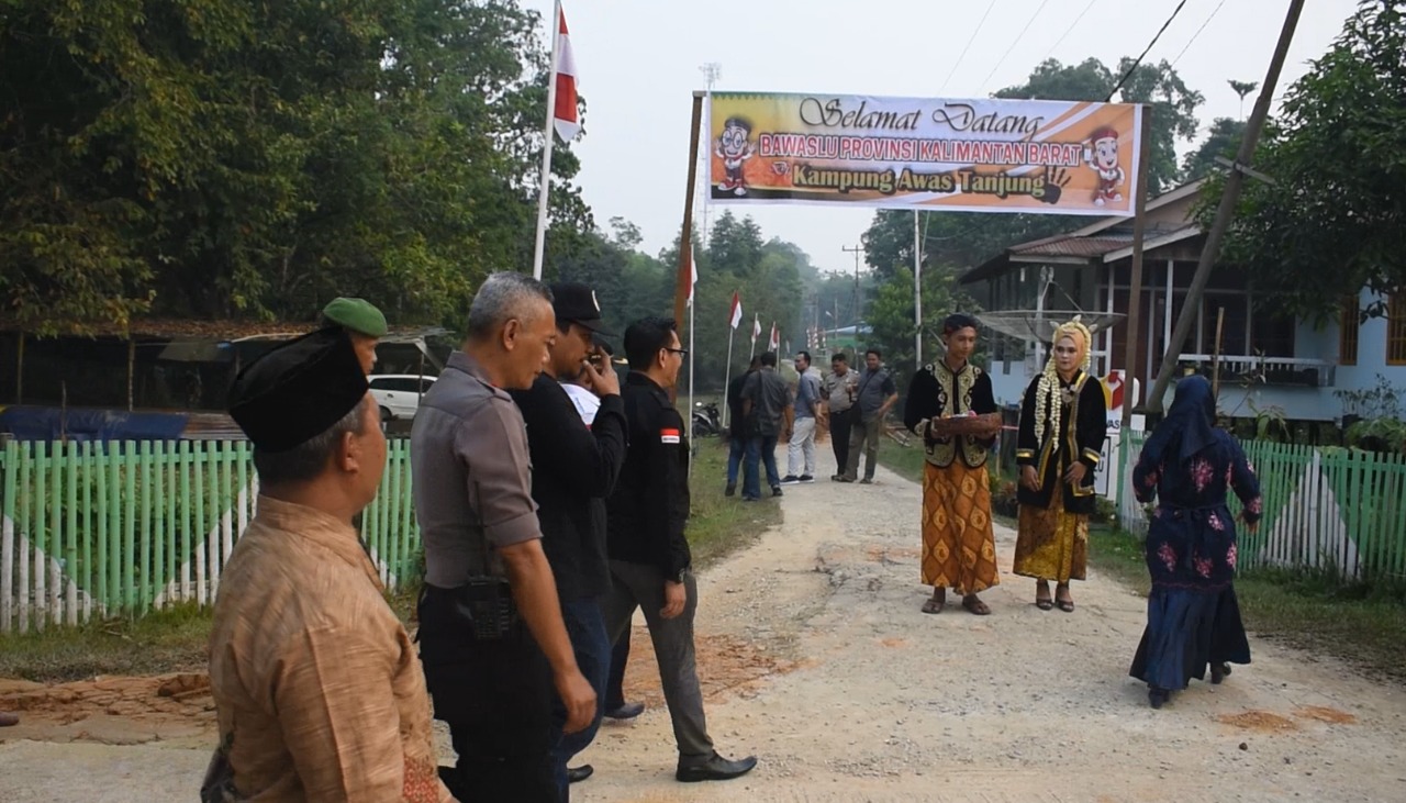 Bawaslu Sekadau Lounching Kampung Awas